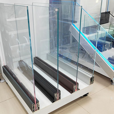 Thiết kế hiện đại Clear U Channel Glass Balustrade với thủy tinh nóng
