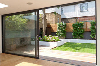 Bụi phủ tùy chỉnh cửa trượt nhôm bên ngoài với hồ sơ nhôm