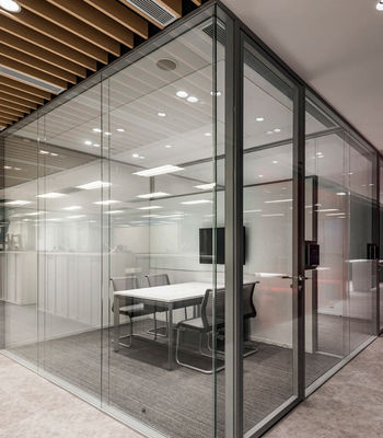 Tích chỉnh kích thước cửa nhôm swing cửa kính tháp cách nhiệt swing cửa