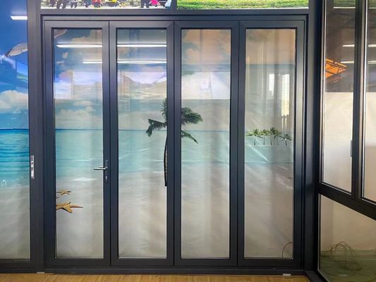 Cửa kính gấp hạng nặng Dễ lắp đặt và hoạt động trơn tru