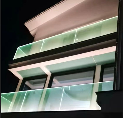 Lớp rào kính ngoài trời nhôm U Channel nhẹ với đèn LED