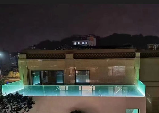 Lớp rào kính ngoài trời nhôm U Channel nhẹ với đèn LED
