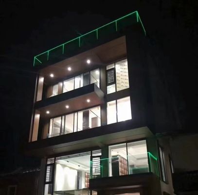 Dễ dàng lắp đặt Aluminium U Channel Glass Railing hiện đại với đèn LED