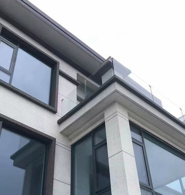 Lớp phủ bột nhôm U Channel Glass Railing cho môi trường xây dựng