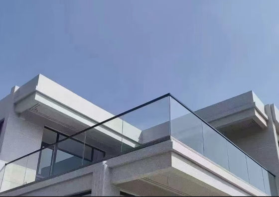 Dễ bảo trì nhôm và thủy tinh hàng rào sức mạnh cao với tay cầm