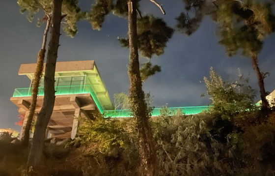 12mm cầu thang không khung kính ban công hàng rào U kênh với đèn LED