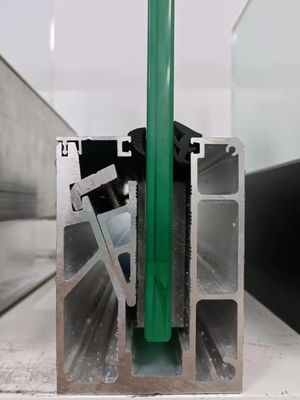 Aluminium U Channel Glass Balustrade chống thời tiết cho ngoài trời
