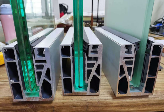 Lan can kính không khung bằng nhôm U Channel thiết kế hiện đại, bền và chống ăn mòn