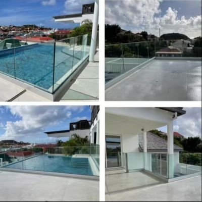 Ánh sáng LED màu sắc Laminated Glass U Channel System Glass Railing cho sân thượng