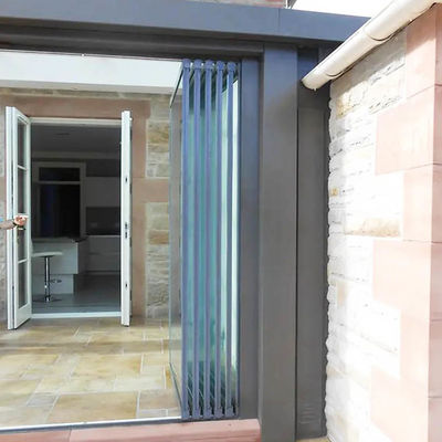 Cửa gấp nhôm tùy chỉnh với vật liệu hồ sơ 6063-T5 và kính thô 12mm