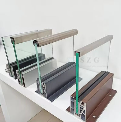 Lamel U Channel Glass Balustrade Lắp đặt trên cùng với kính mạ