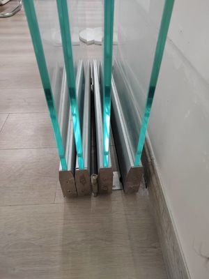 Cửa bên ngoài gấp đôi bằng thủy tinh nhôm cách nhiệt cho các tòa nhà thương mại Thiết kế năng lượng