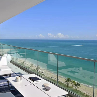 Anti Hurricane Safety Tempered Laminated Glass Exterior Railing Balustrade cho ban công